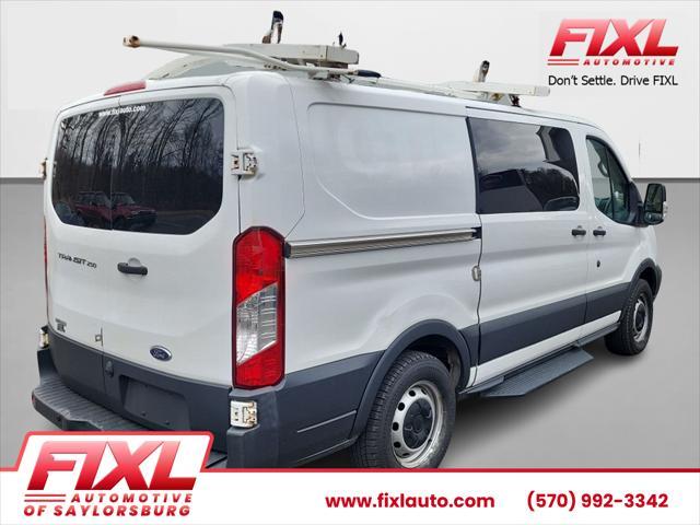 Photo of 2018 White Ford Transit-250