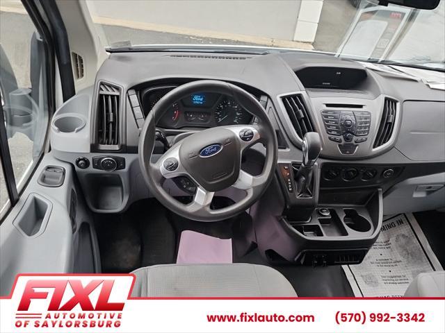 Photo of 2018 White Ford Transit-250