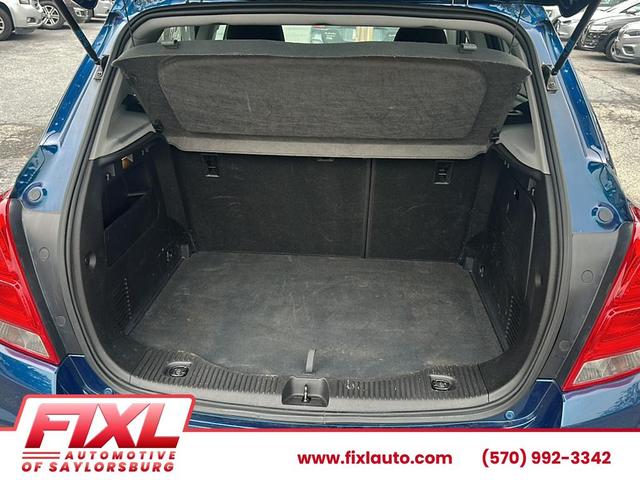 Photo of 2020 Pacific Blue Metallic Chevrolet Trax