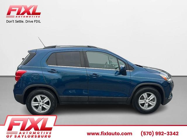 Photo of 2020 Pacific Blue Metallic Chevrolet Trax