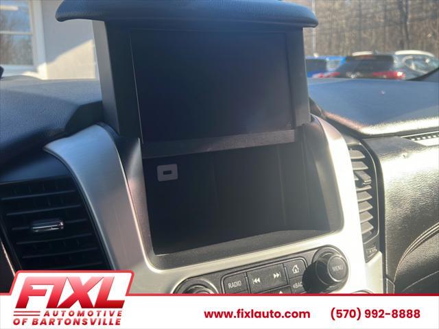 Photo of 2016 Quicksilver Metallic GMC Yukon