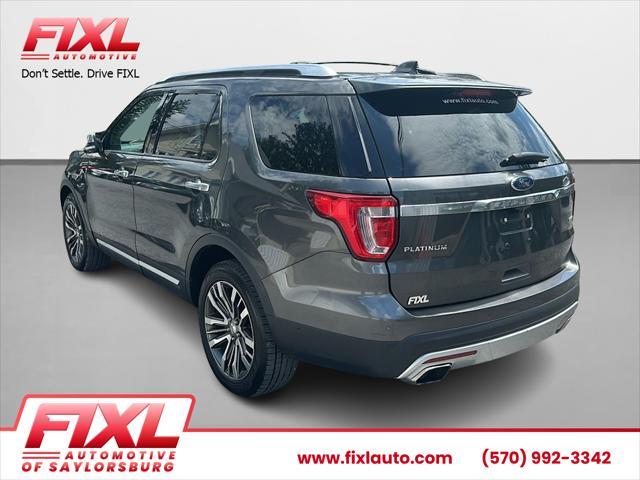Photo of 2016 Magnetic Metallic Ford Explorer