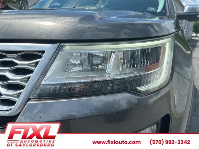 Photo of 2016 Magnetic Metallic Ford Explorer