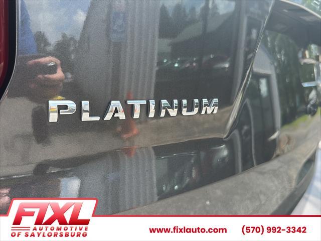 Photo of 2016 Magnetic Metallic Ford Explorer