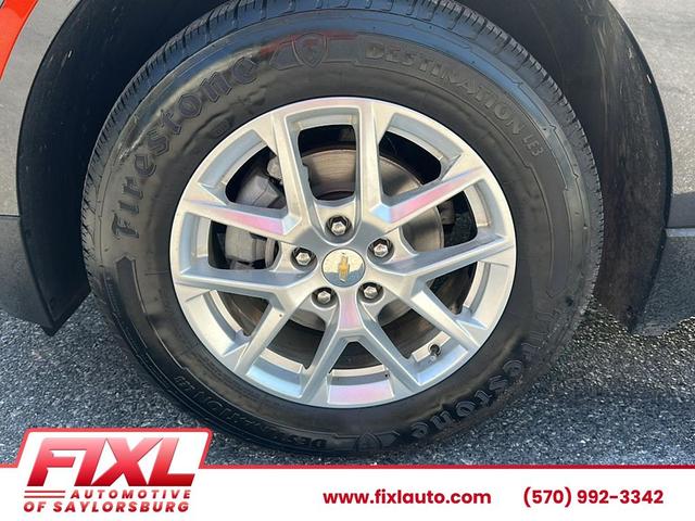 Photo of 2022 Iron Gray Metallic Chevrolet Equinox