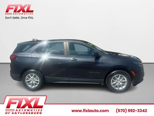 Photo of 2022 Iron Gray Metallic Chevrolet Equinox