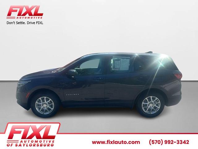 Photo of 2022 Iron Gray Metallic Chevrolet Equinox