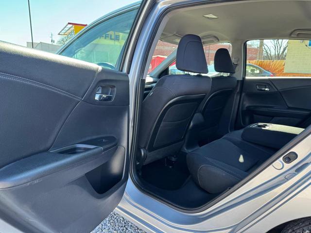 Photo of 2013 Alabaster Silver Metallic Honda Accord