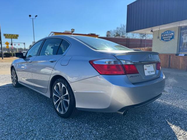 Photo of 2013 Alabaster Silver Metallic Honda Accord