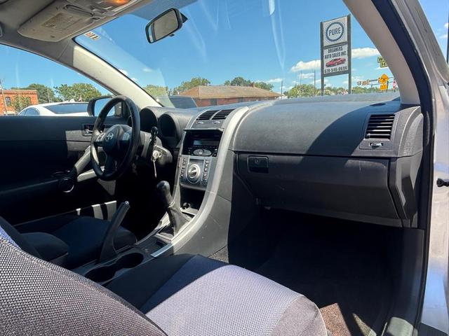 Photo of 2007 Classic Silver Metallic Scion tC