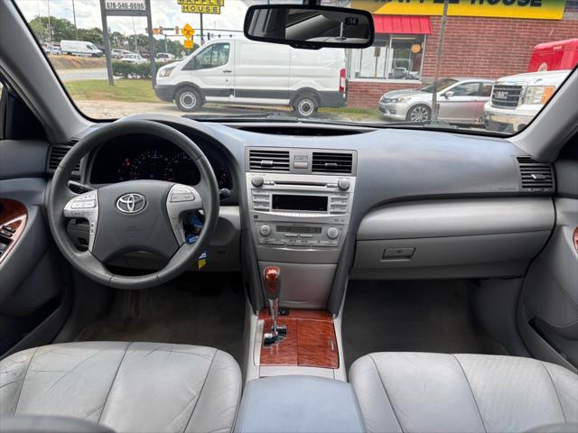 Photo of 2011 GREY Toyota Camry