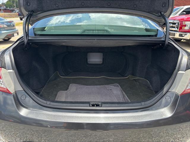 Photo of 2011 GREY Toyota Camry