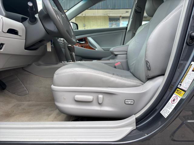 Photo of 2011 GREY Toyota Camry