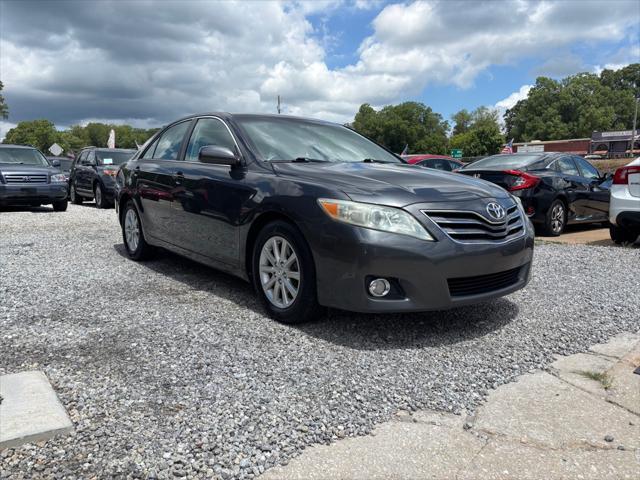 Photo of 2011 GREY Toyota Camry