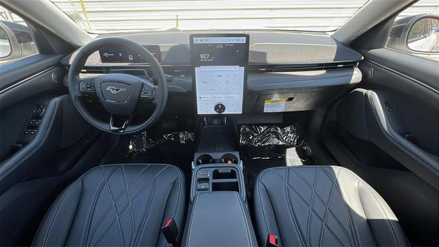 Photo of 2025 Star White Metallic Tri-Coat Ford Mustang Mach-E