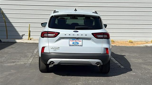 Photo of 2025 Space Silver Metallic Ford Escape