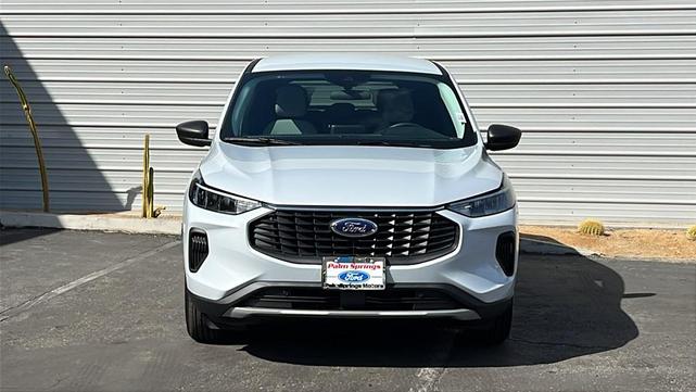 Photo of 2025 Space Silver Metallic Ford Escape