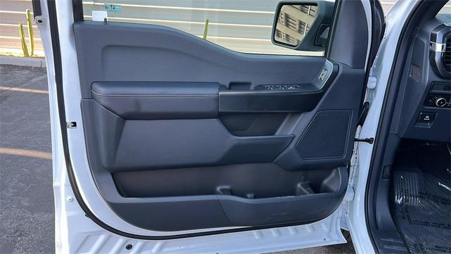 Photo of 2025 Oxford White Ford F-150