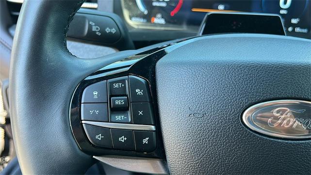 Photo of 2025 Agate Black Metallic Ford Explorer