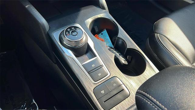 Photo of 2022 Carbonized Gray Metallic Ford Escape