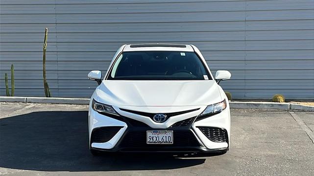 Photo of 2024 Ice Cap Toyota Camry Hybrid