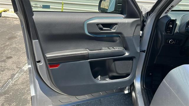 Photo of 2023 Iconic Silver Metallic Ford Bronco Sport