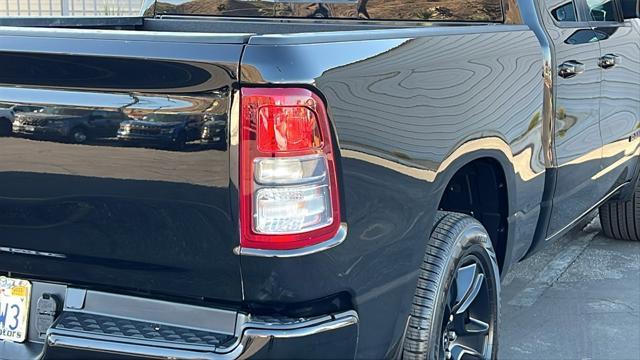Photo of 2023 Diamond Black Crystal Pearlcoat RAM 1500