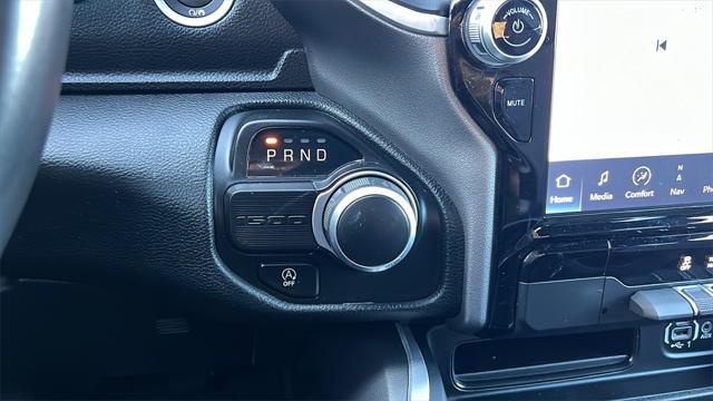 Photo of 2023 Diamond Black Crystal Pearlcoat RAM 1500