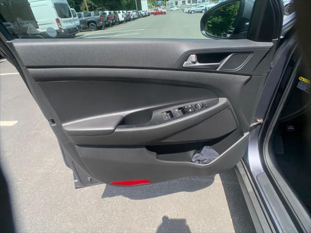 Photo of 2018 Coliseum Gray Hyundai TUCSON