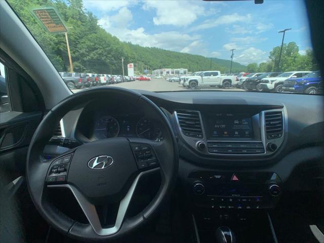 Photo of 2018 Coliseum Gray Hyundai TUCSON