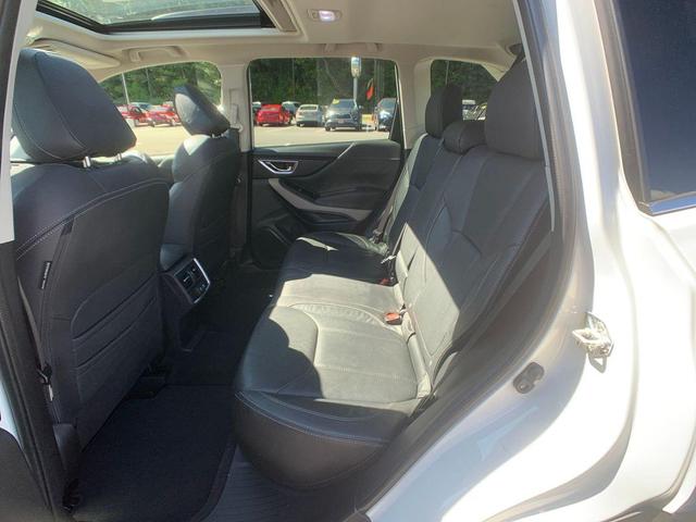 Photo of 2022 Crystal White Pearl Subaru Forester