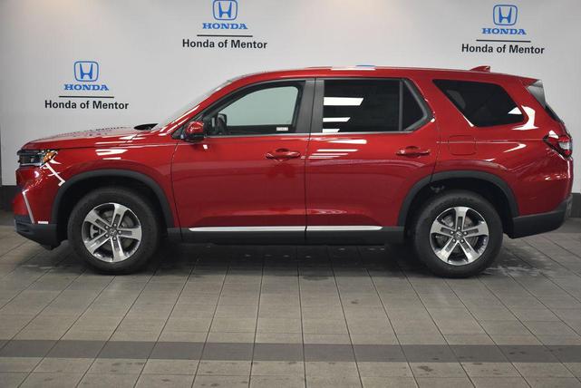 Photo of 2025 Radiant Red Metallic II Honda Pilot