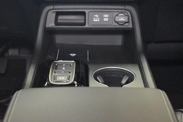 Photo of 2025 Radiant Red Metallic II Honda Pilot