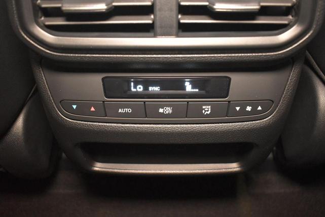 Photo of 2025 Radiant Red Metallic II Honda Pilot