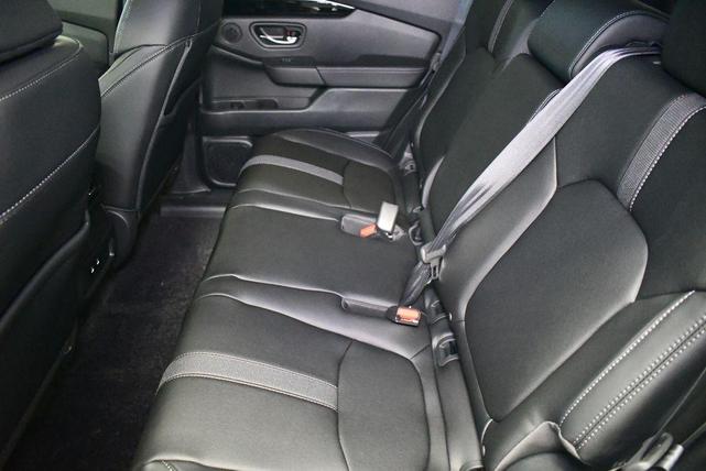 Photo of 2026 Platinum White Pearl Honda Passport