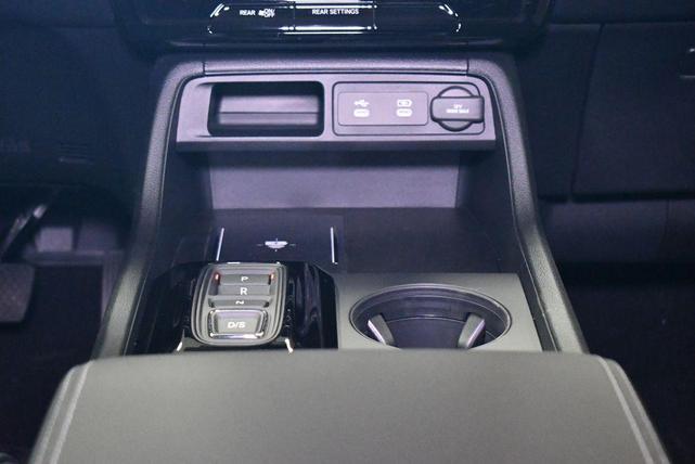 Photo of 2026 Platinum White Pearl Honda Passport