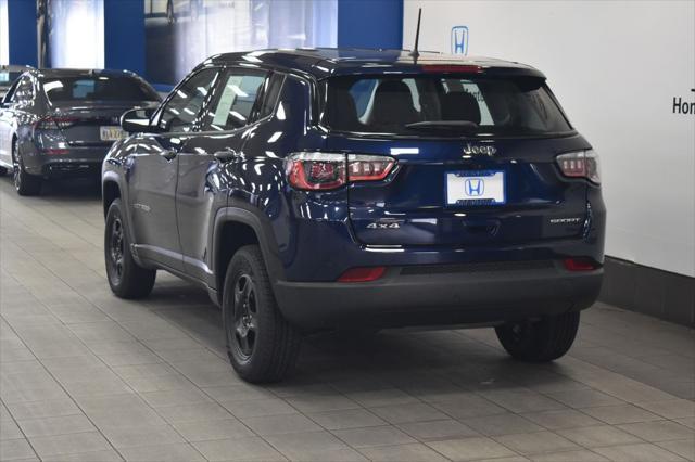 Photo of 2018 Jazz Blue Pearlcoat Jeep Compass