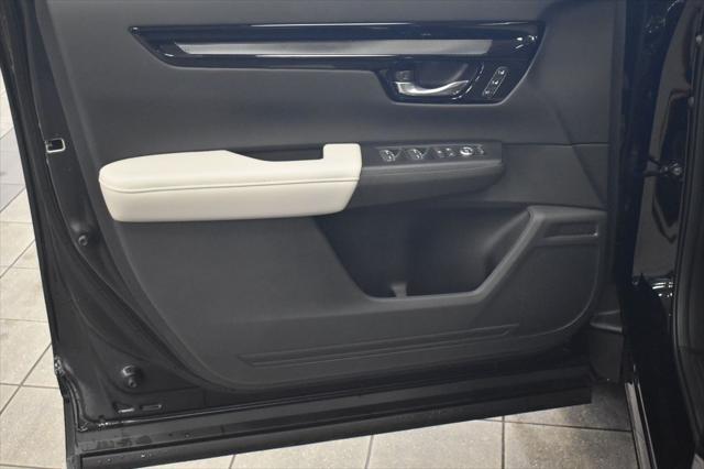 Photo of 2026 Crystal Black Pearl Honda CR-V