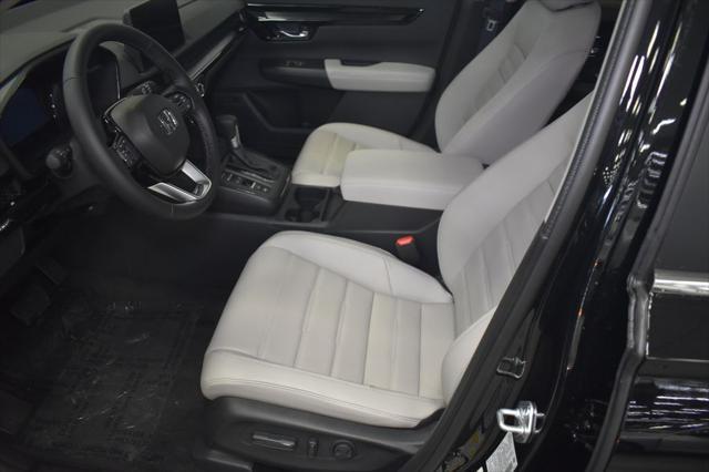 Photo of 2026 Crystal Black Pearl Honda CR-V