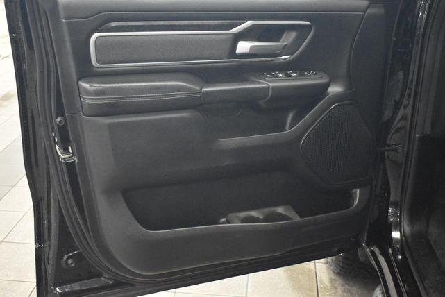 Photo of 2021 Diamond Black Crystal Pearlcoat RAM 1500