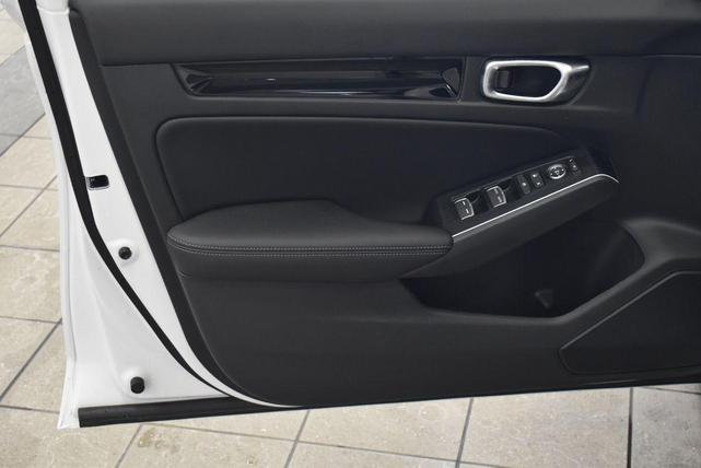 Photo of 2026 Platinum White Pearl Honda Civic Hybrid