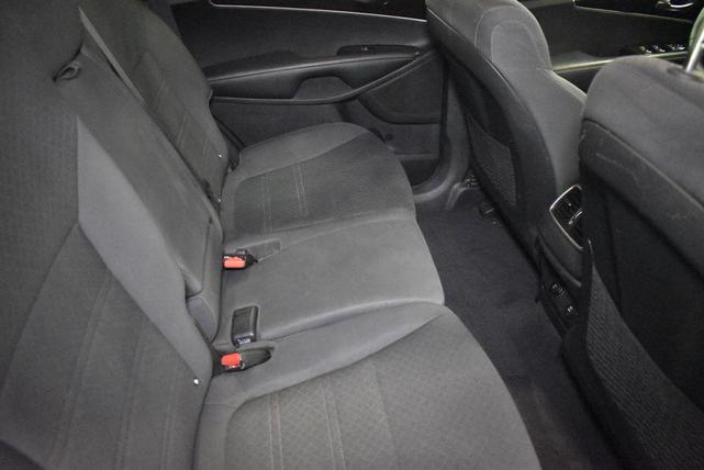 Photo of 2020 Ebony Black Kia Sorento