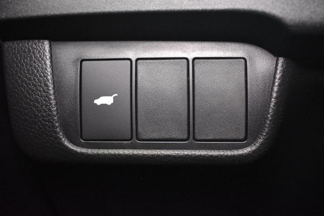 Photo of 2026 Urban Gray Pearl Honda CR-V Hybrid