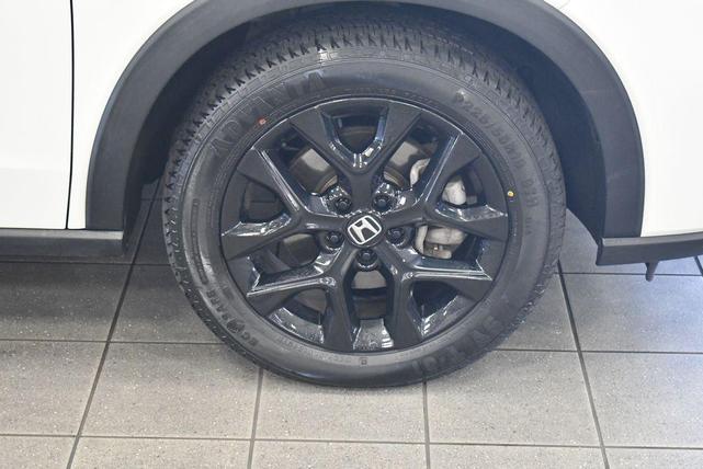 Photo of 2023 Platinum White Pearl Honda HR-V