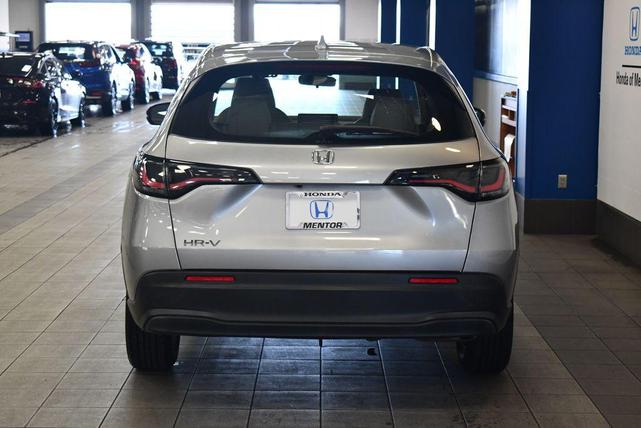 Photo of 2023 Silver Metallic Honda HR-V