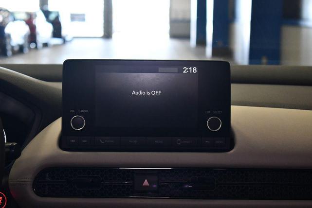Photo of 2023 Silver Metallic Honda HR-V