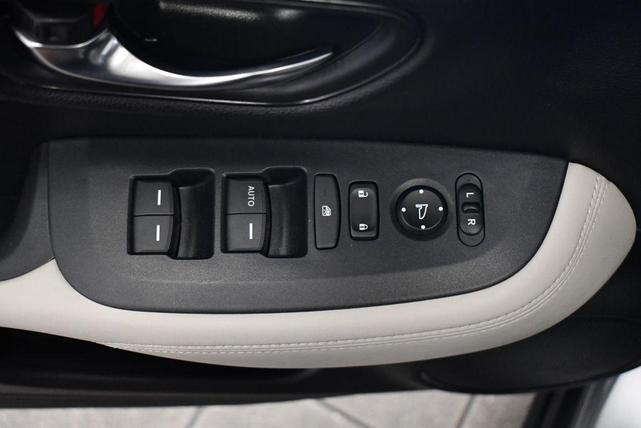Photo of 2023 Silver Metallic Honda HR-V
