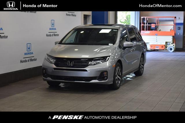 Photo of 2026 Solar Silver Metallic Honda Odyssey