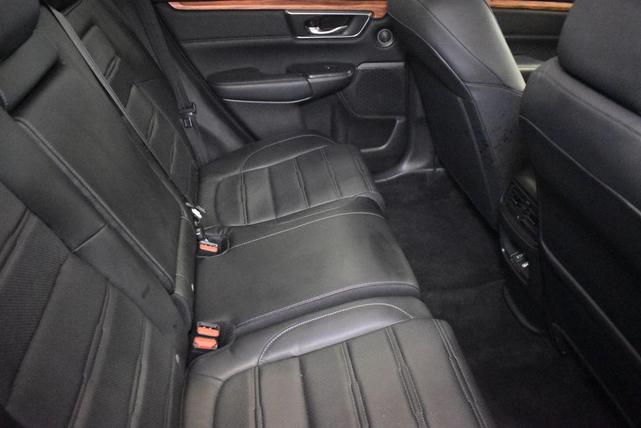 Photo of 2022 Silver Metallic Honda CR-V