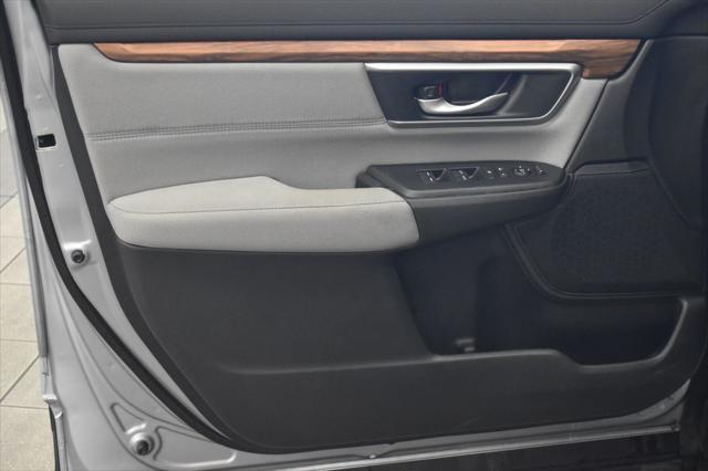 Photo of 2022 Lunar Silver Metallic Honda CR-V